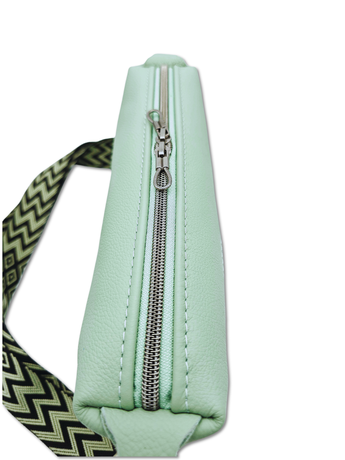Lederhandtasche Anke in Salbei & Schwarz