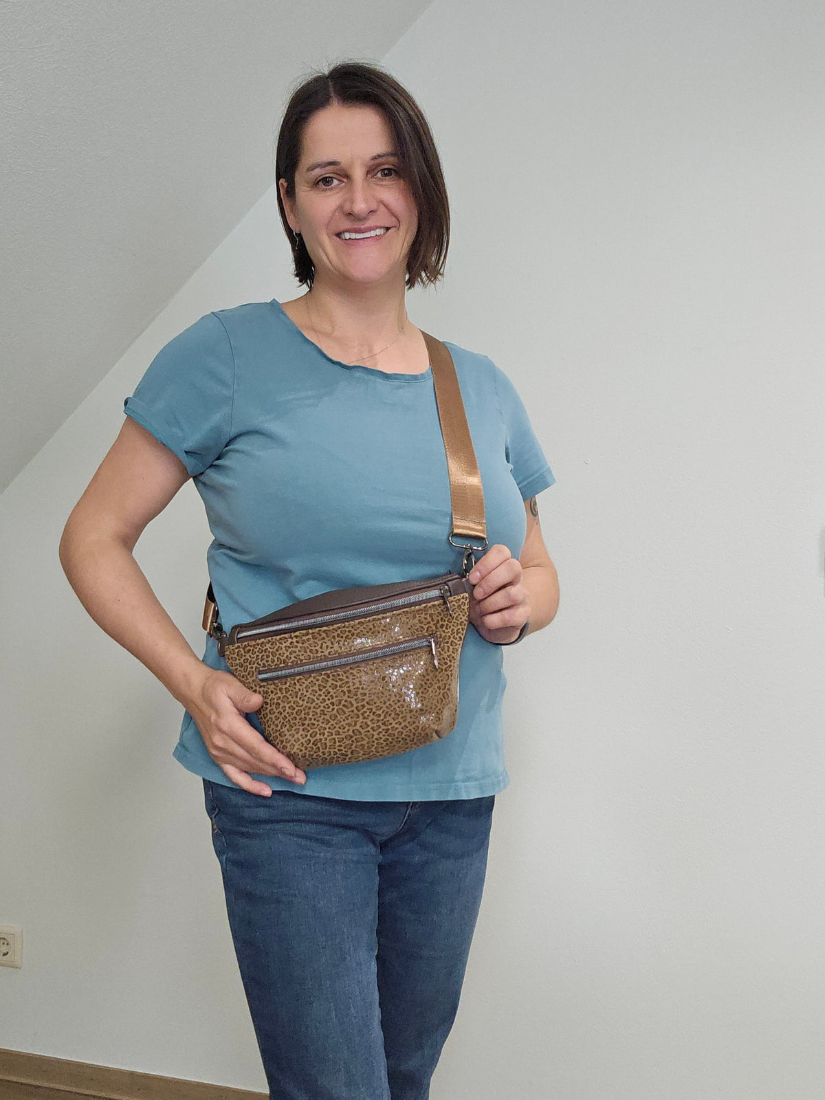 Crossbody Bag Clivia in Leo Braun & Hellbraun