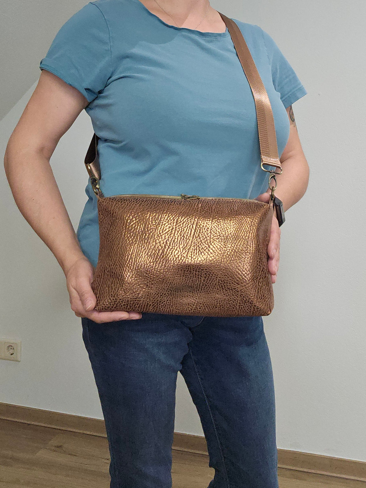 Lederhandtasche Anke in Bronze Struktur