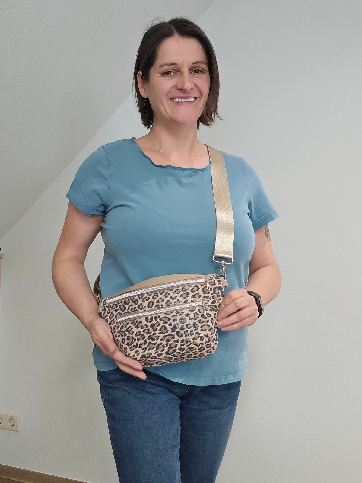 Crossbody Bag Clivia in Leo & Sandbeige