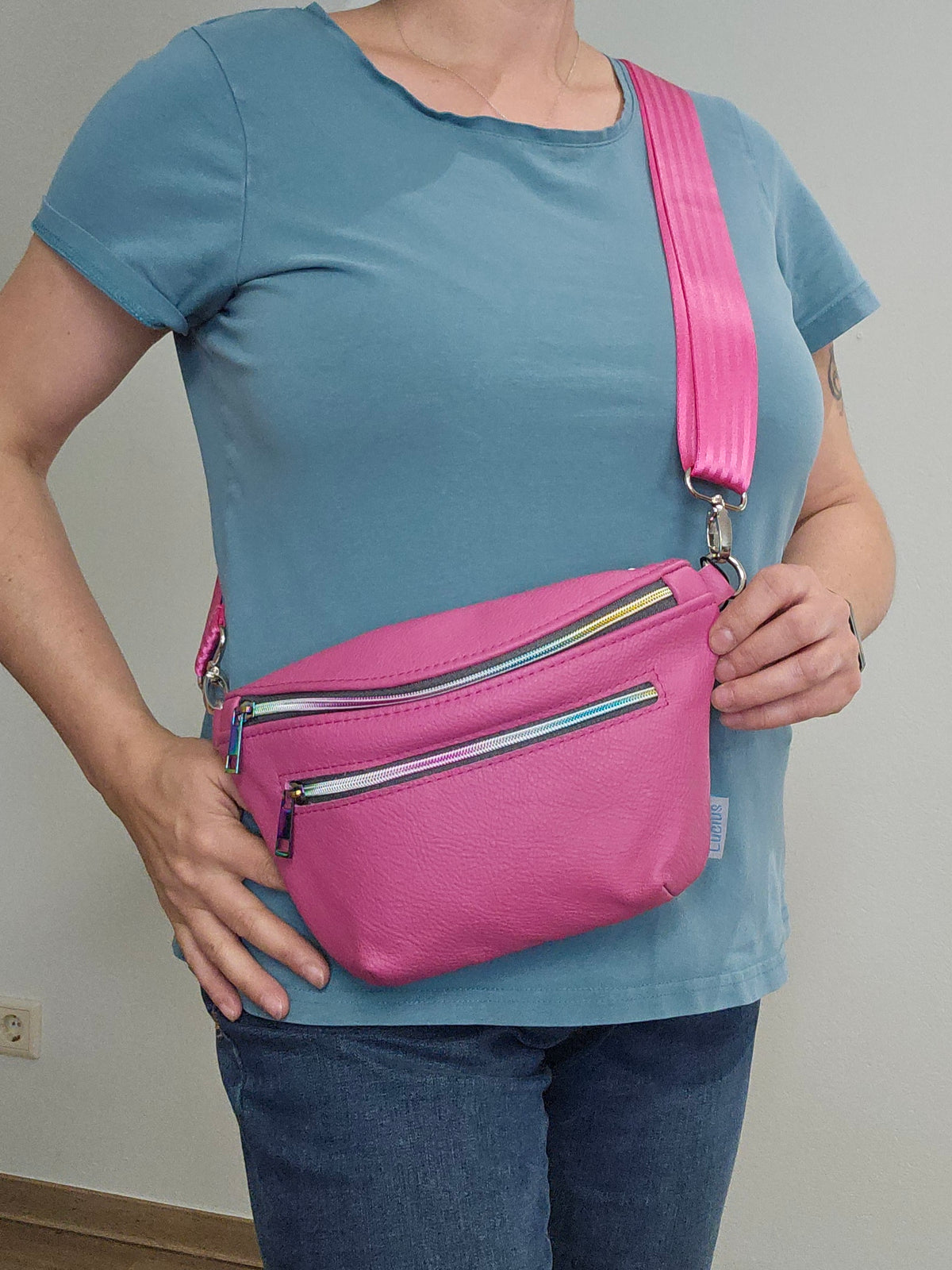Crossbody Bag Clivia in Pink & Regenbogen