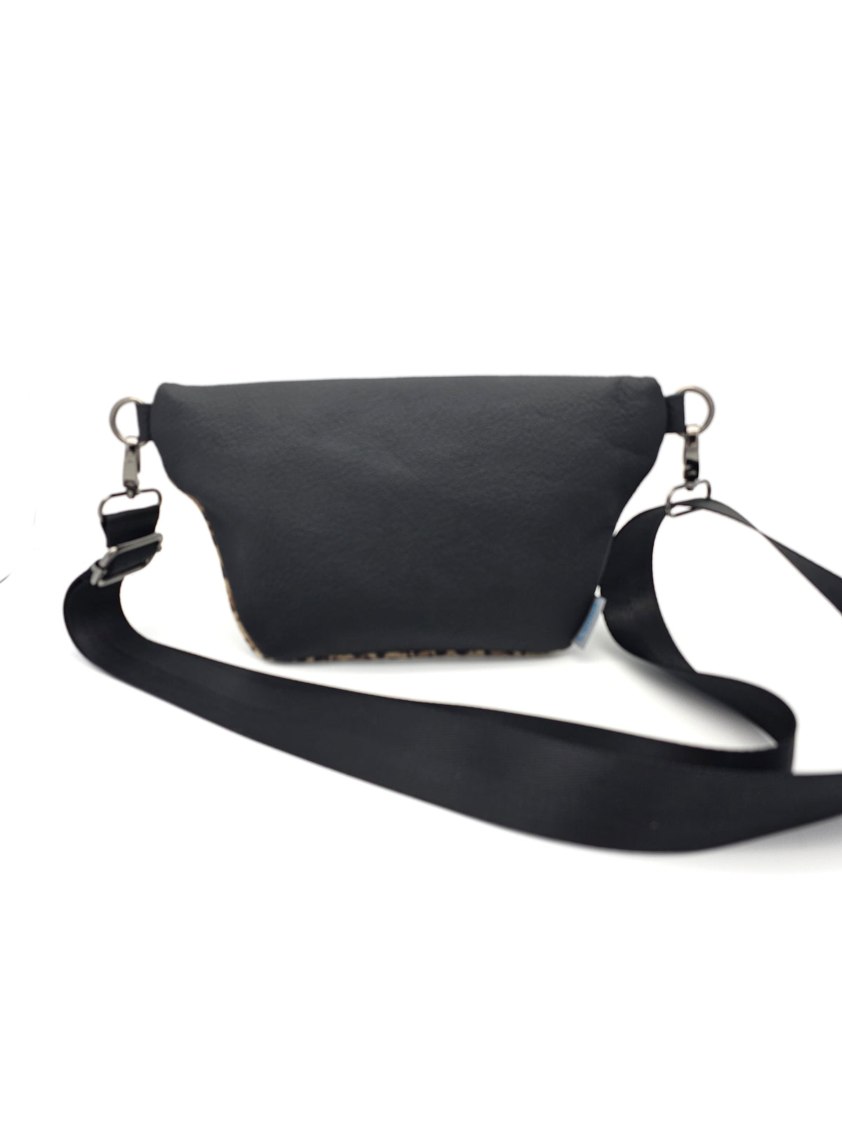 Crossbody Bag Clivia in Leo & Schwarz