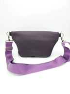Crossbody Bag Clivia in Strukturleder Aubergine mit Reptiloptik I