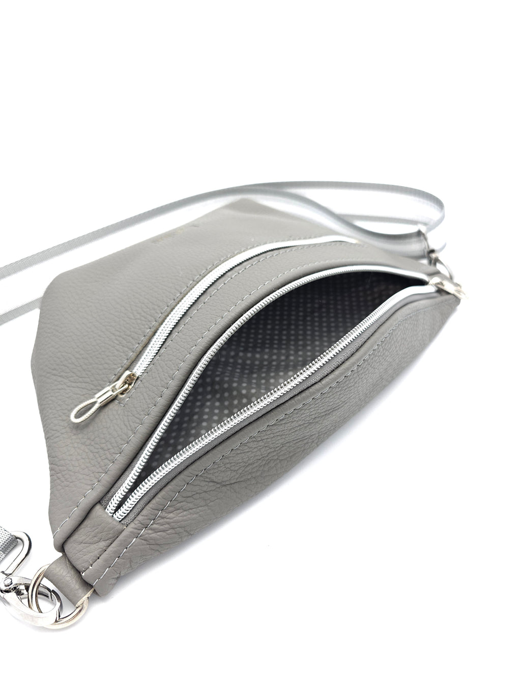 Crossbody Bag Big Clivia in Grau II