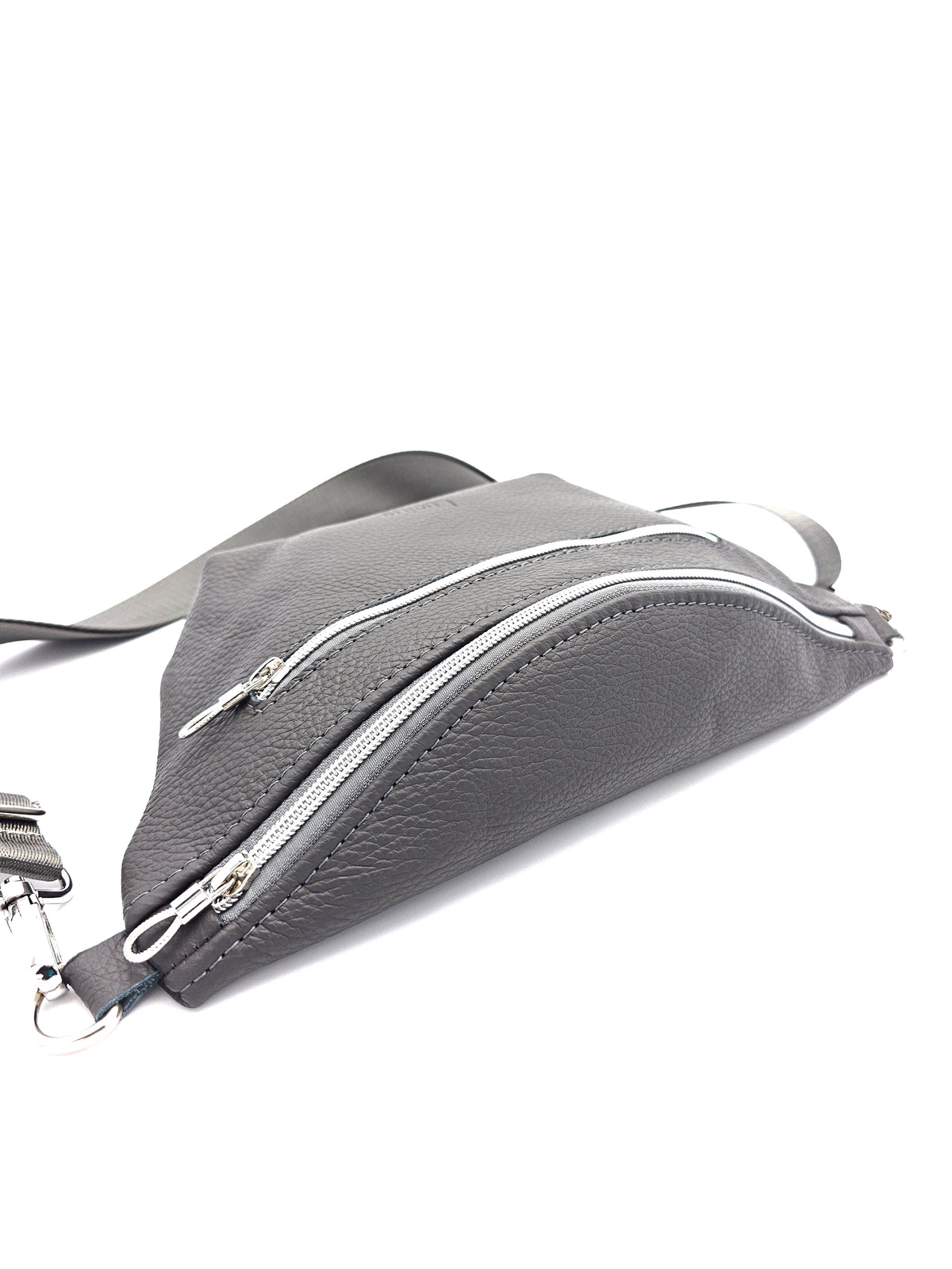 Crossbody Bag Big Clivia in Dunkelgrau