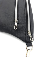 Crossbody Bag Big Clivia in Schwarz