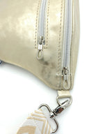 Crossbody Bag Big Clivia in Champagner