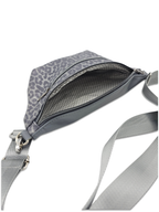Crossbody Bag Big Clivia in Leo Silber & Grau