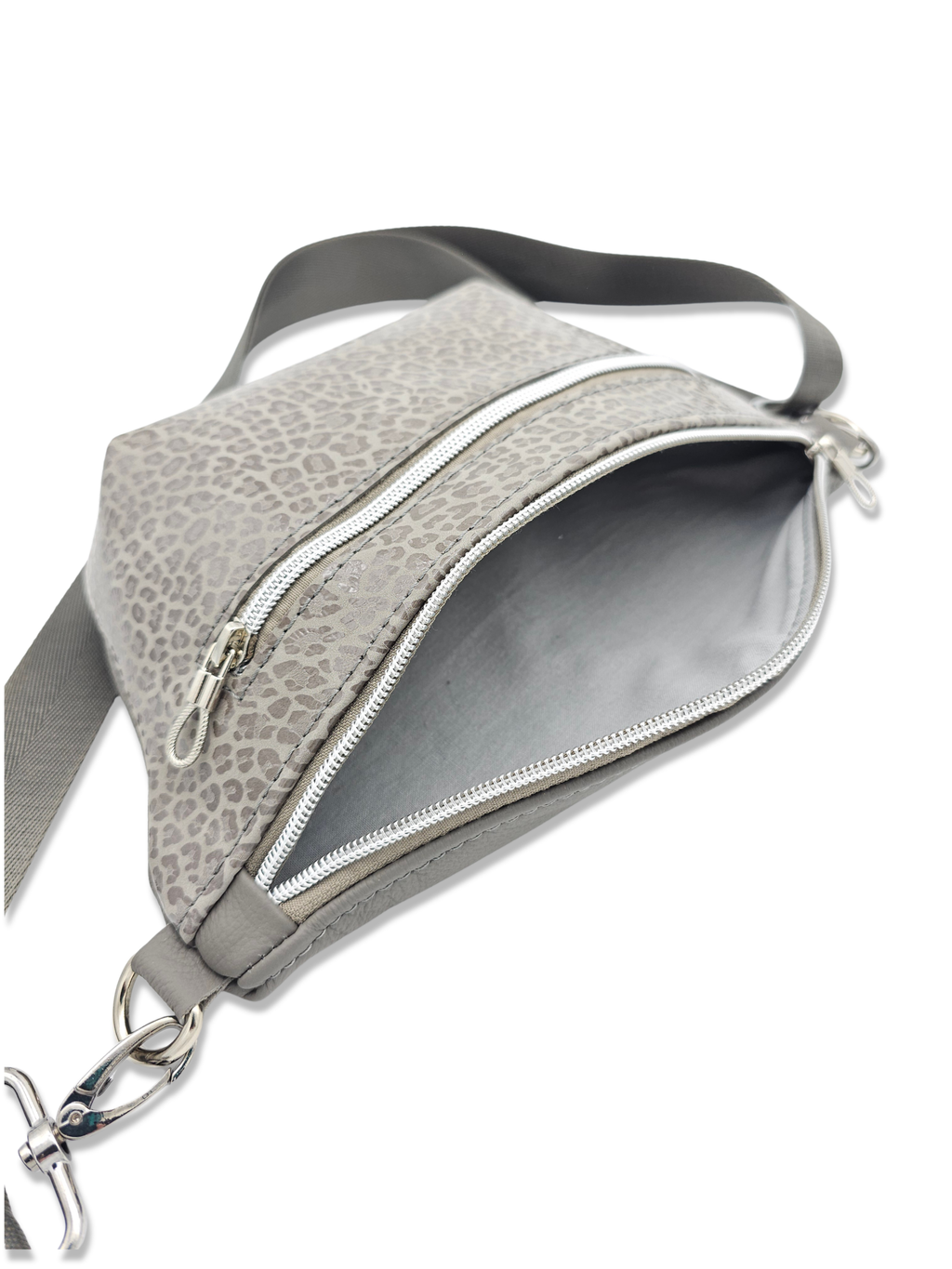 Crossbody Bag Big Clivia in Leo Grau & Grau