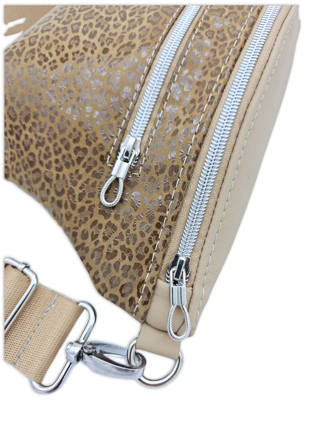 Crossbody Bag Big Clivia in Leo Braun & Sandbeige