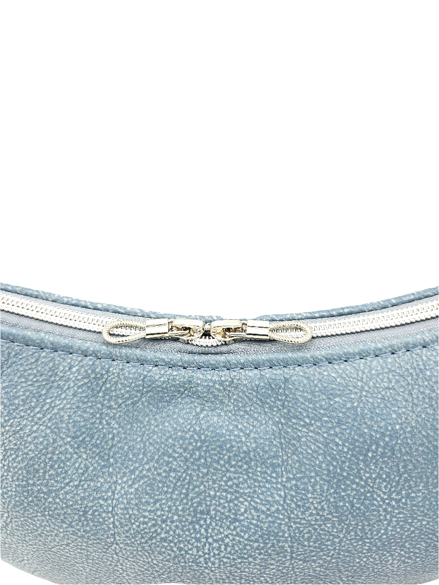Moonbag Moni in Hellblau Details Reißverschluss 