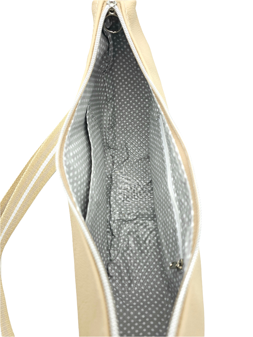 Moonbag Moni in beige von innen 