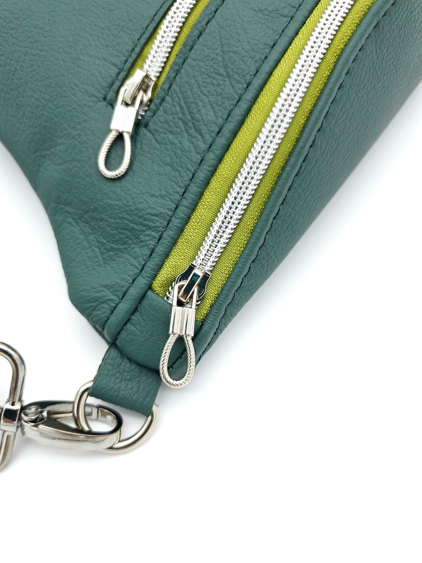 Crossbody Bag Big Clivia Dunkelgrün