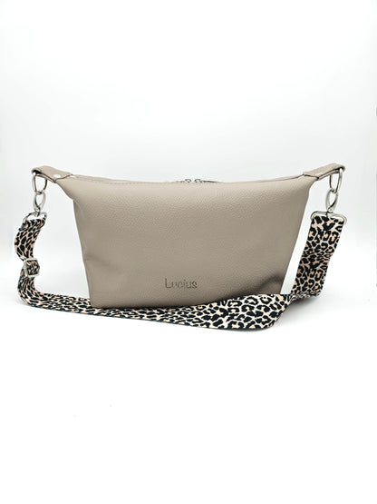 Ledertasche Petra, Cappuccino mit Leo, Vorderseite 