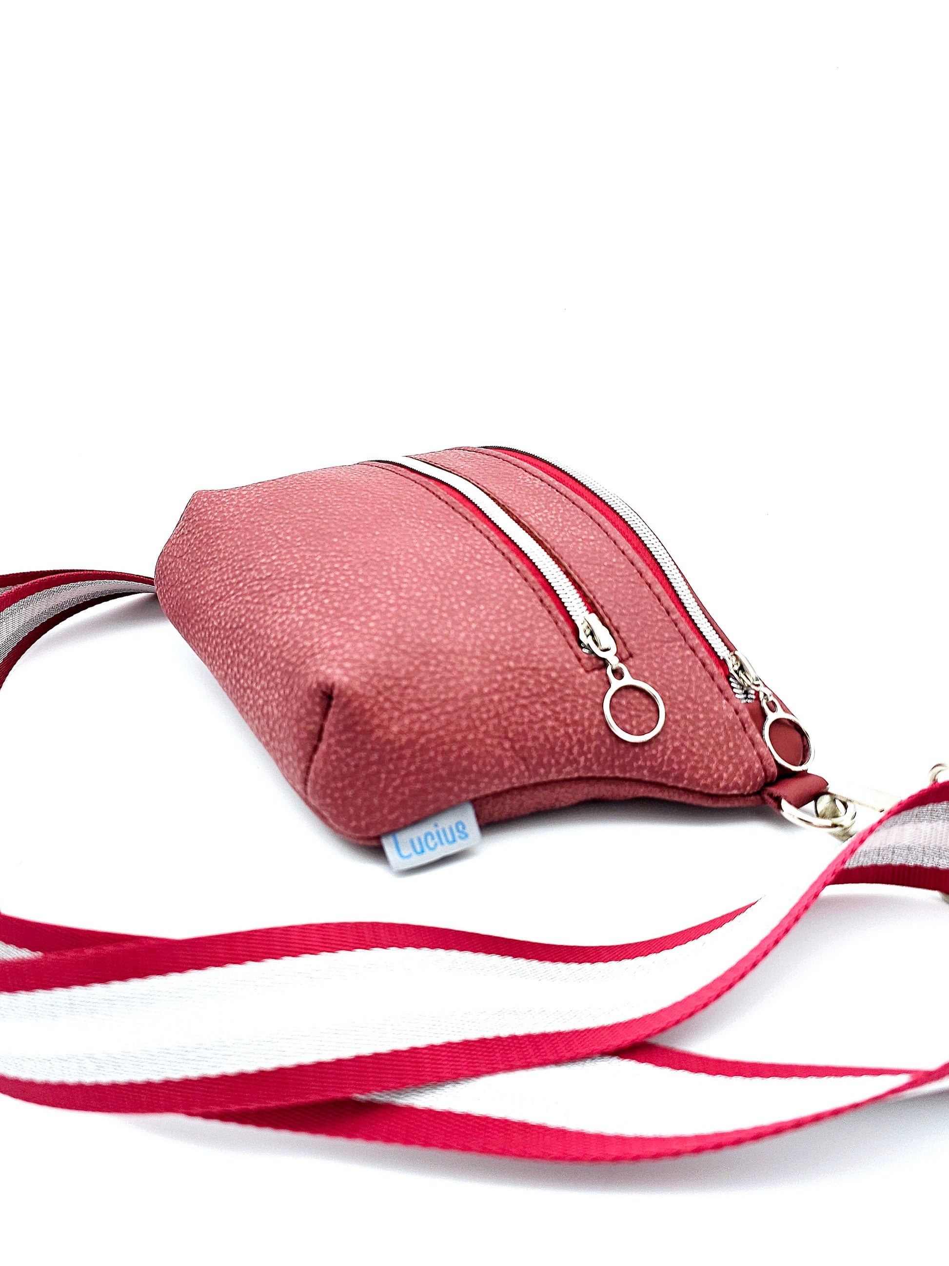 Ledertasche Clivia, nubuk rot, von der Seite