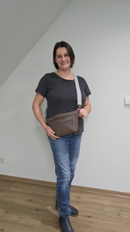 Crossbody Bag Big Clivia Noubraun & Schwarz