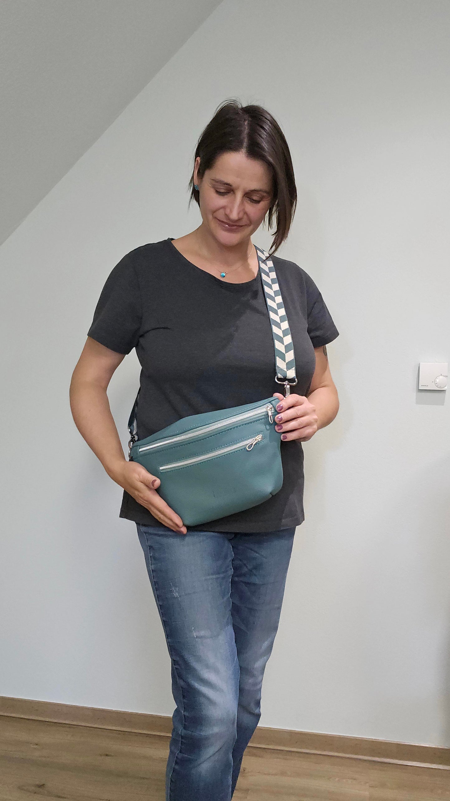 Crossbody Bag Big Clivia Minttürkis