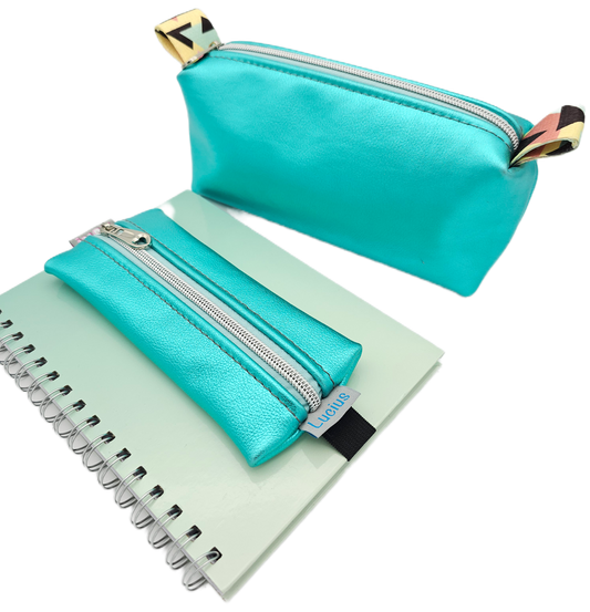 Set Stiftemäppchen & Schlampertasche in Türkis metallic