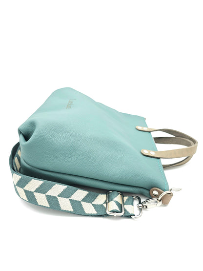 Totebag Katja in Minttürkis,  liegend von der Seite 