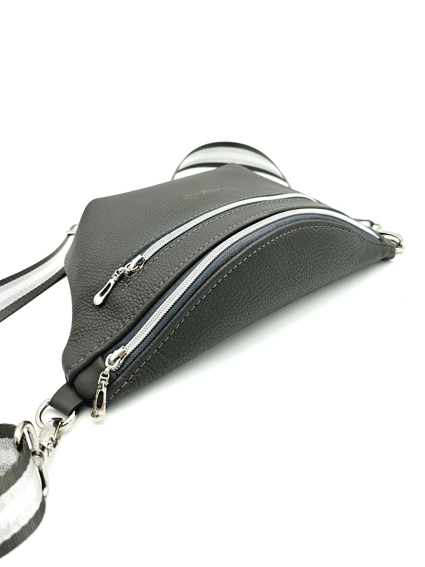 Crossbody Bag Big Clivia in Dunkelgrau