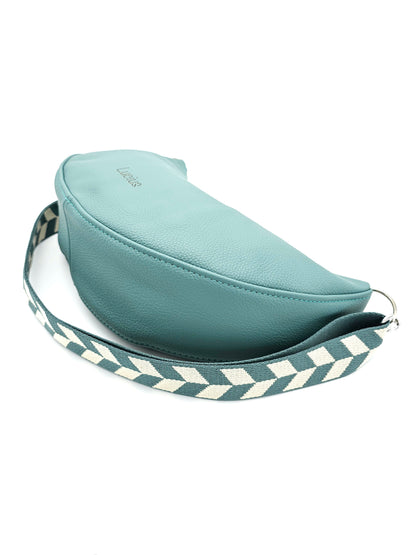 Moonbag Mona in Minttürkis, liegend von der Seite 