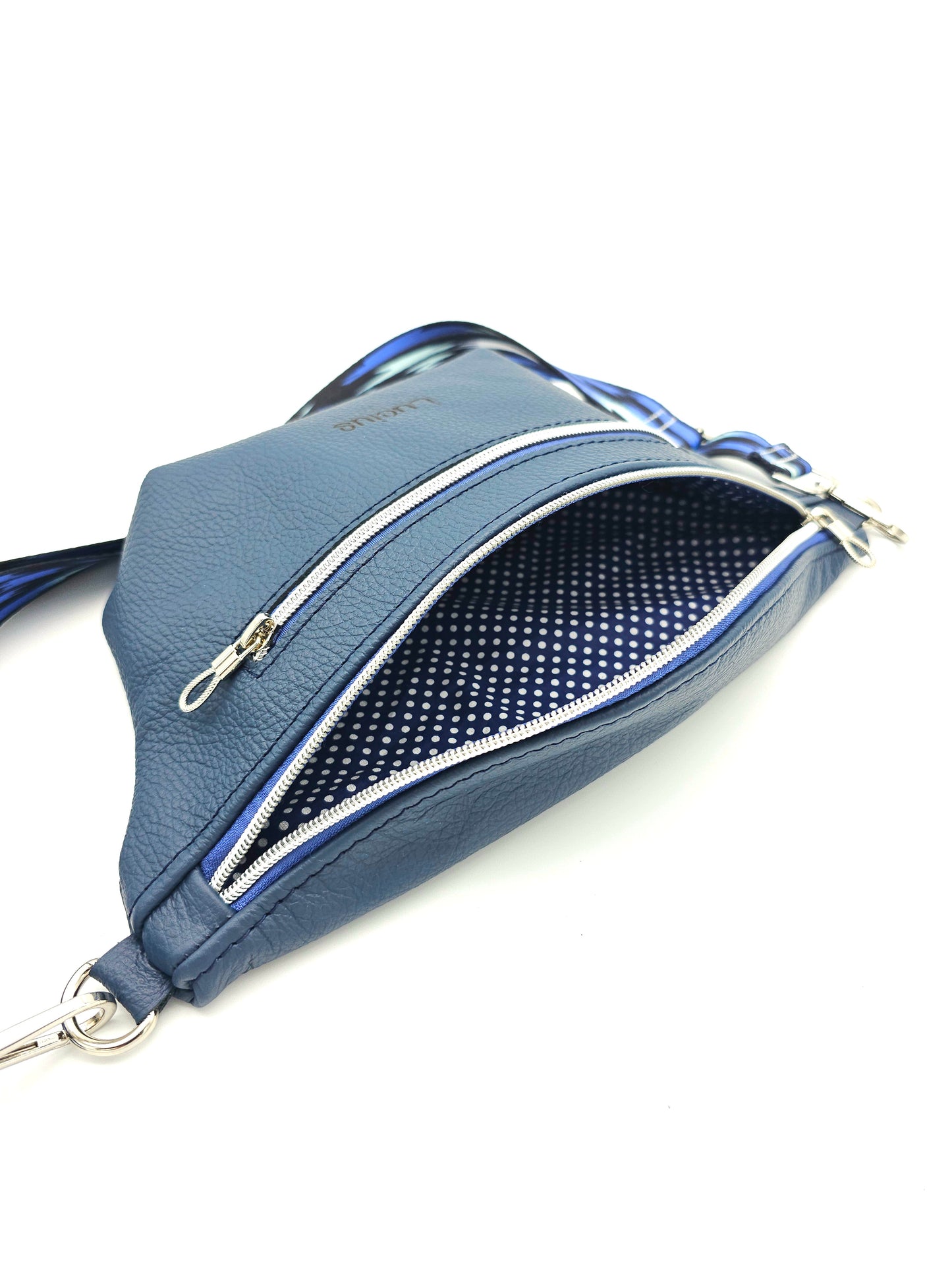 Crossbody Bag Big Clivia - Dunkelblau Variante 2