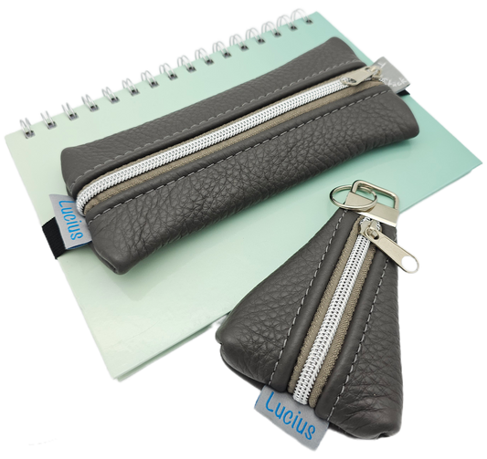 Set Stiftemäppchen & Anhänger in Dunkelgrau