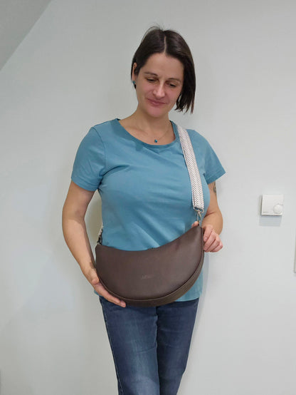 Moonbag Moni in Dunkelbraun