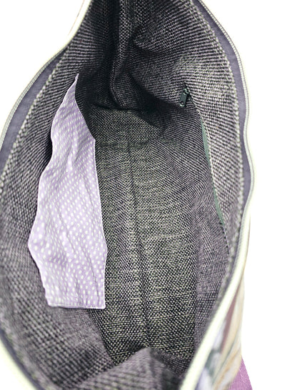 Hobobag Levka, Federn mit Lila, Einblick