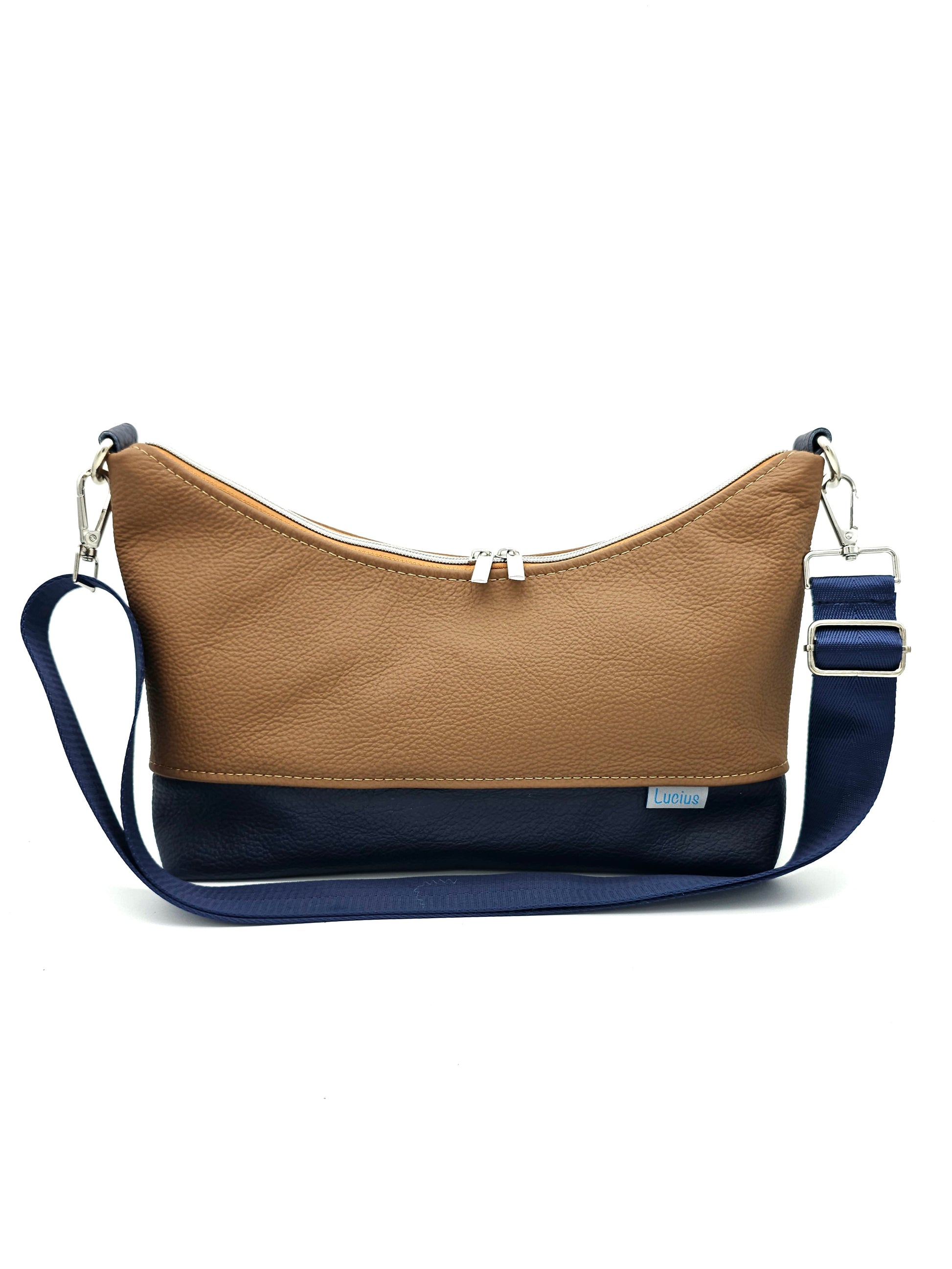 Hobobag Levka, Cognac mit Marineblau, von vorne