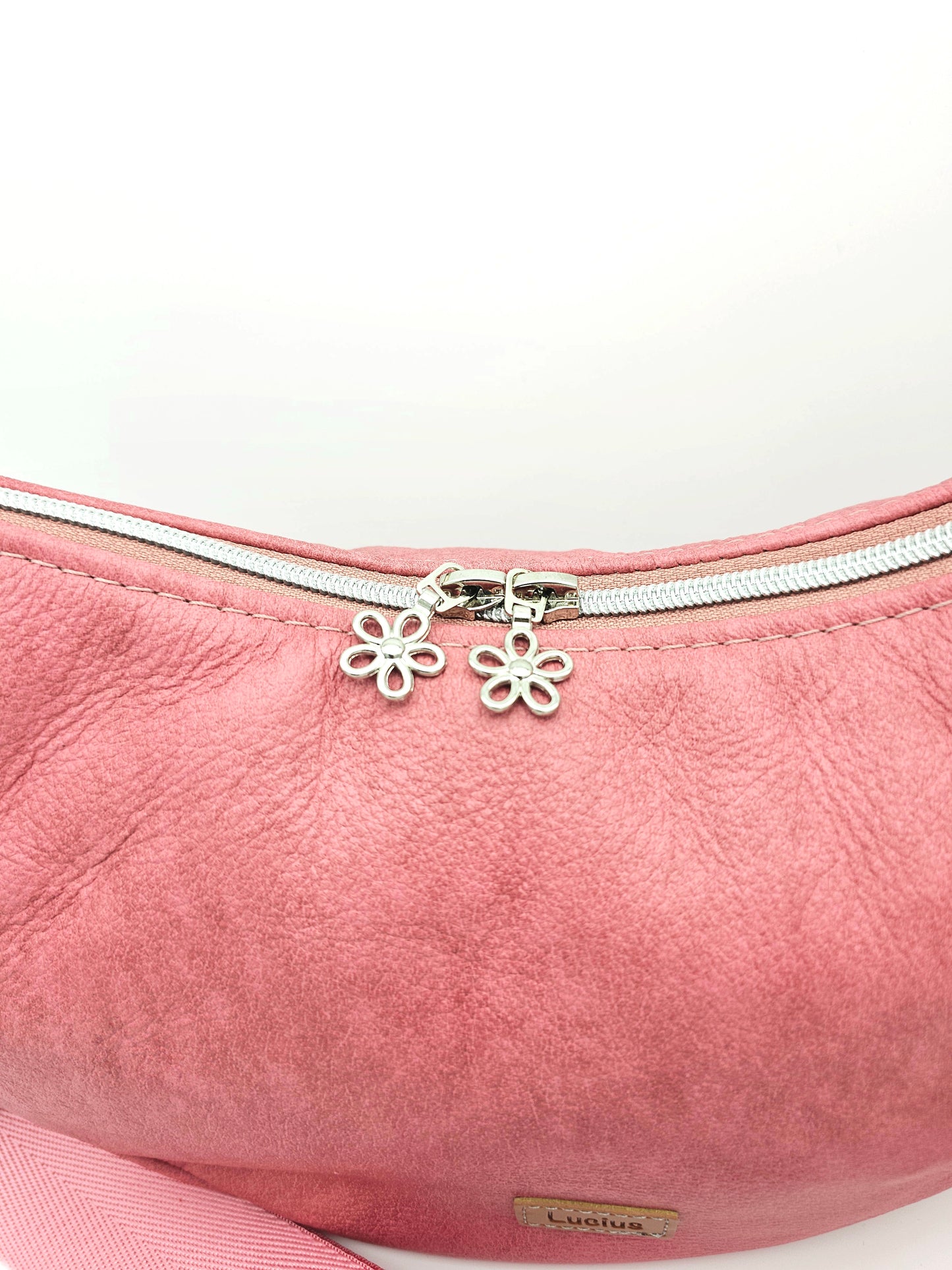 Moonbag Moni Details Reißverschluss 