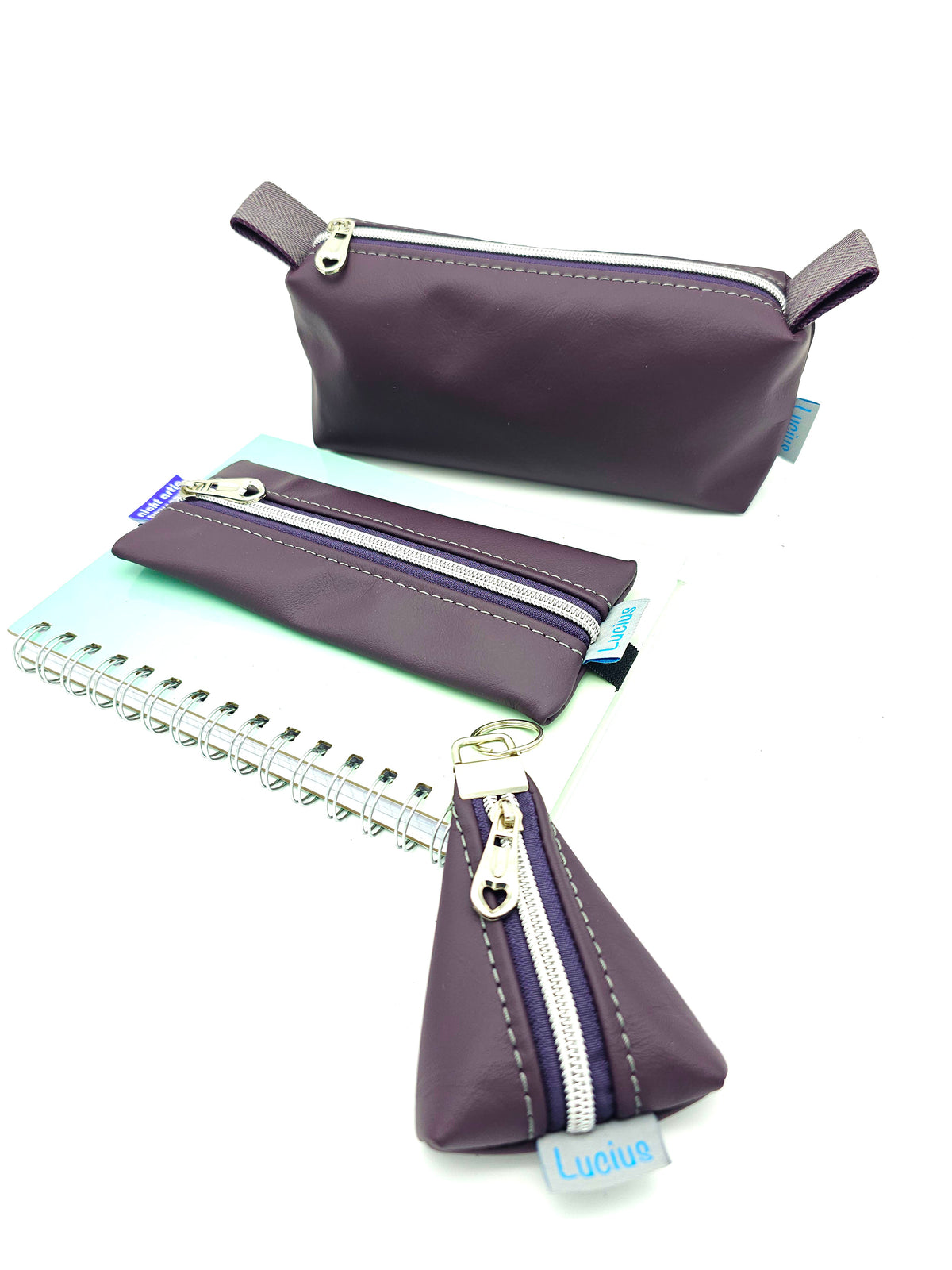 Set Stiftemäppchen & Schlampertasche & Anhänger in Violett - Silber