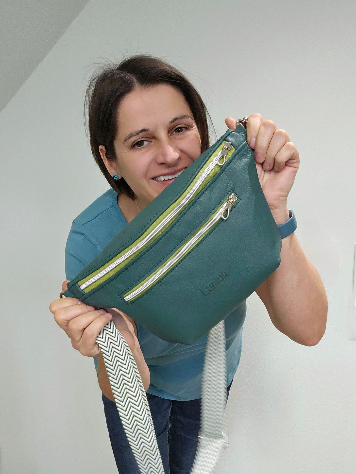 Crossbody Bag Big Clivia Dunkelgrün