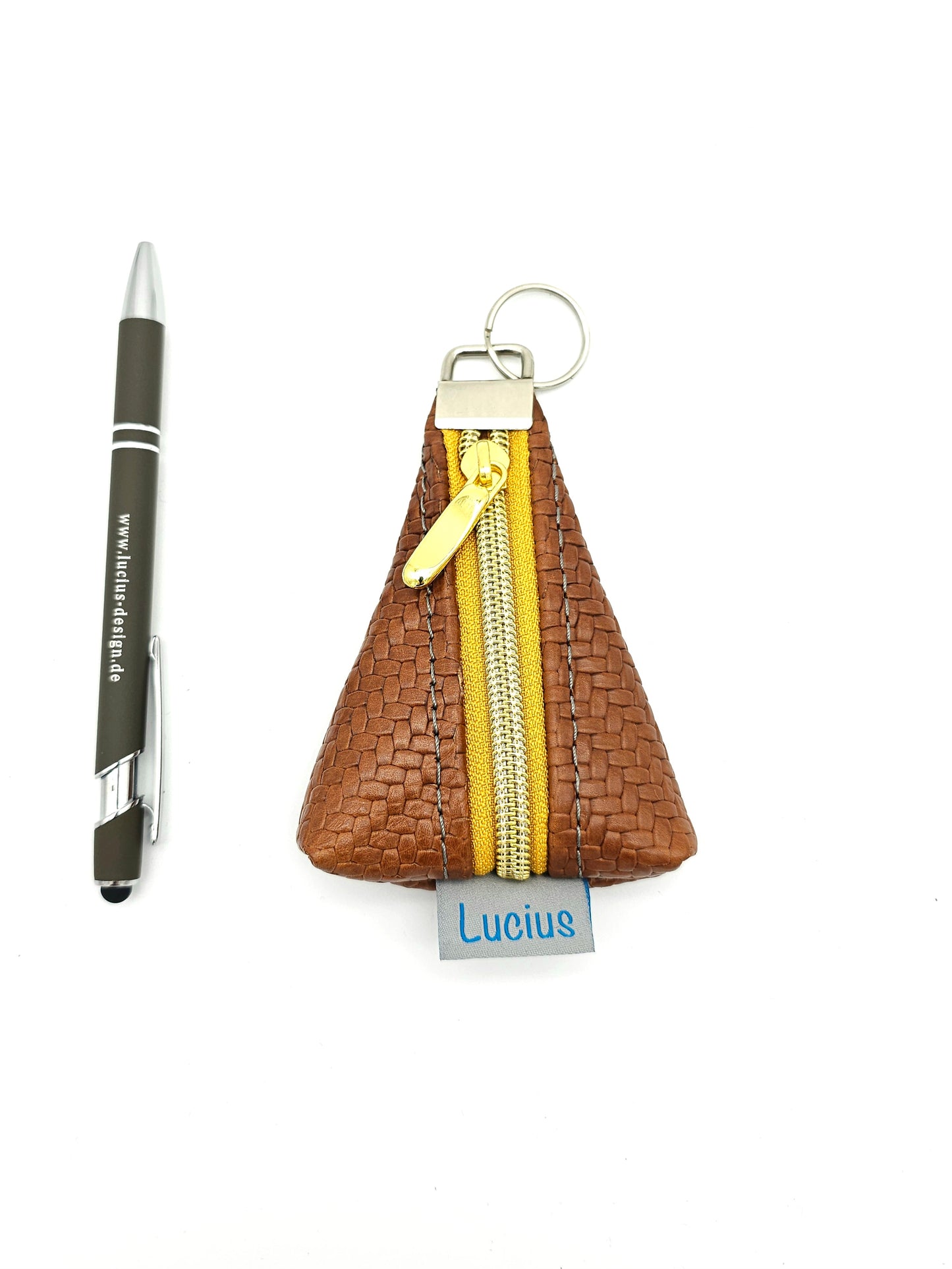 Schlüsselanhänger oder Taschenbaumler in Braun - Gold