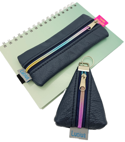 Set Stiftemäppchen & Anhänger in Dunkelblau