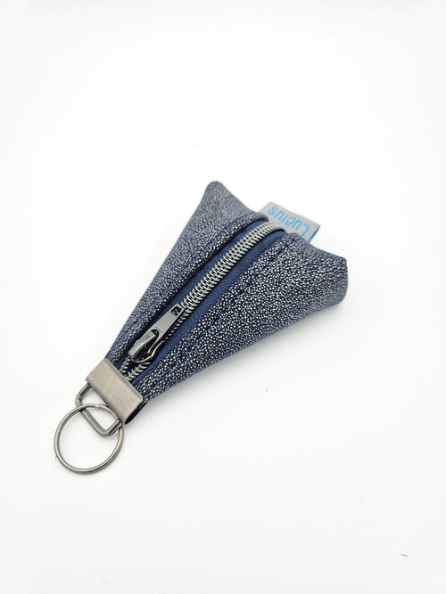 Schlüsselanhänger oder Taschenbaumler in Dunkelblau & Glitzer