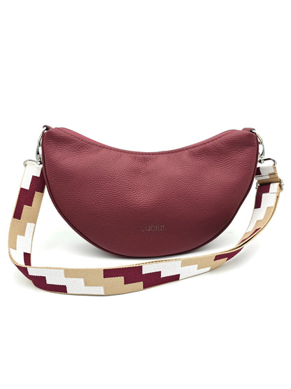 Moonbag Moni in Weinrot/bunt, Foto von vorne 