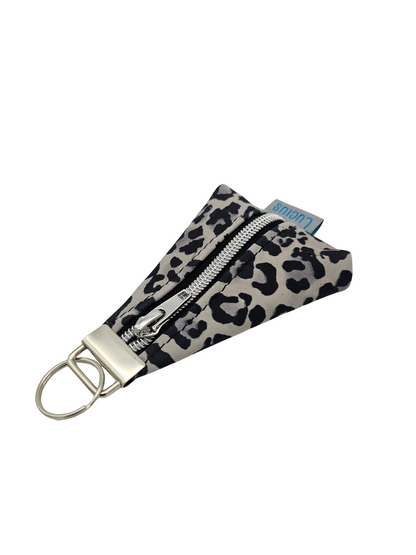 Schlüsselanhänger oder Taschenbaumler in Leo / Silber