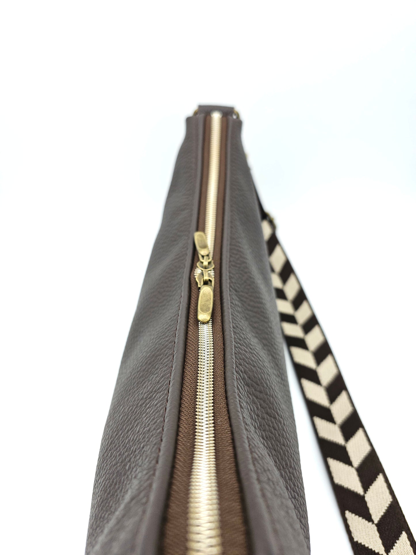 Moonbag Moni Dunkelbraun & Messing