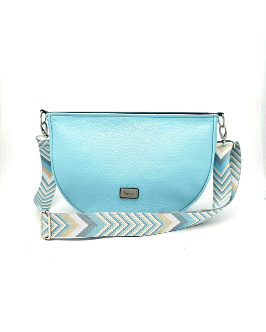 Ledertasche Sine in Eisblau halbrund & handgemacht – LUCIUS