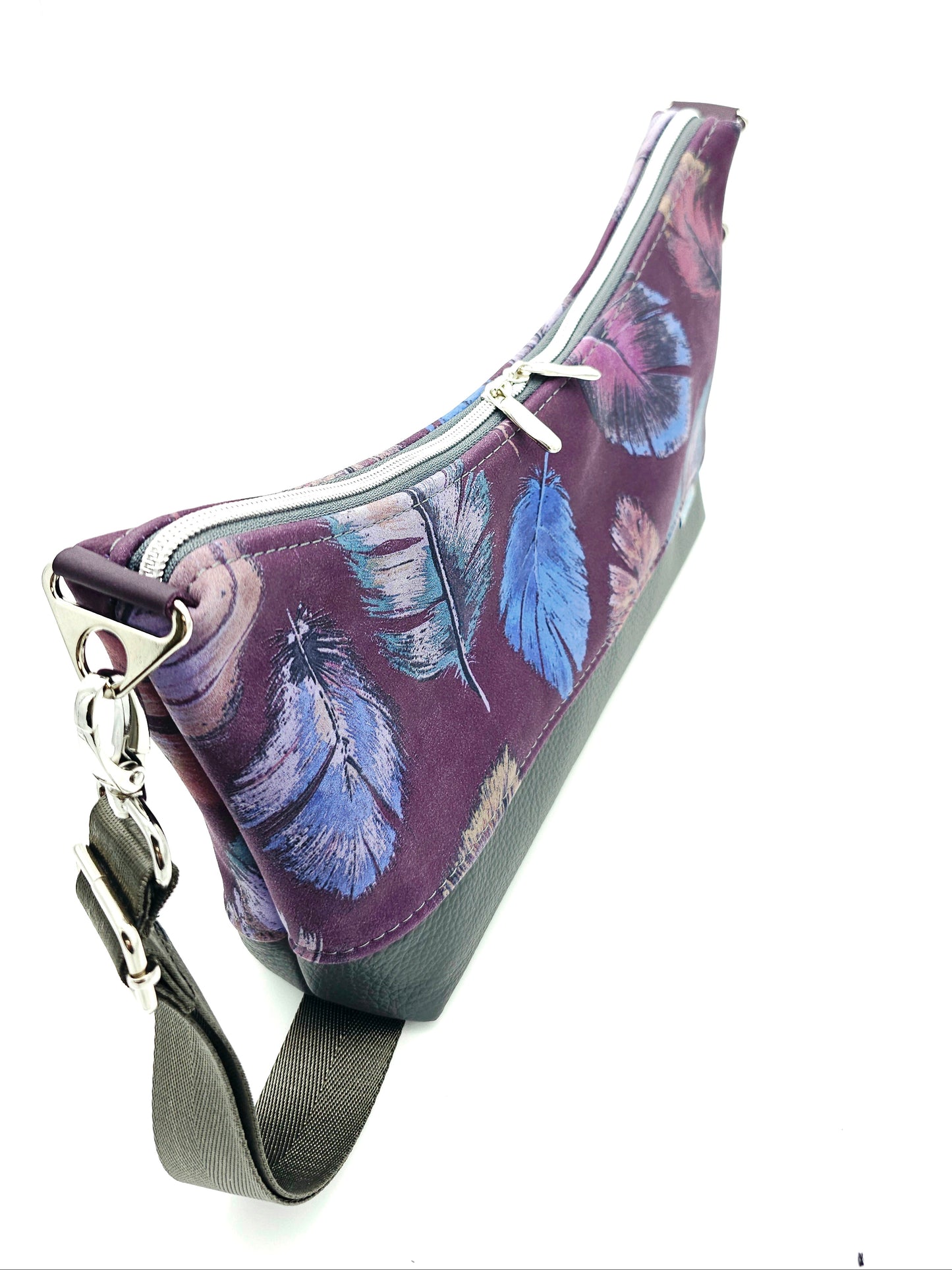 Hobobag Levka, Federn mit Grau, von Oben