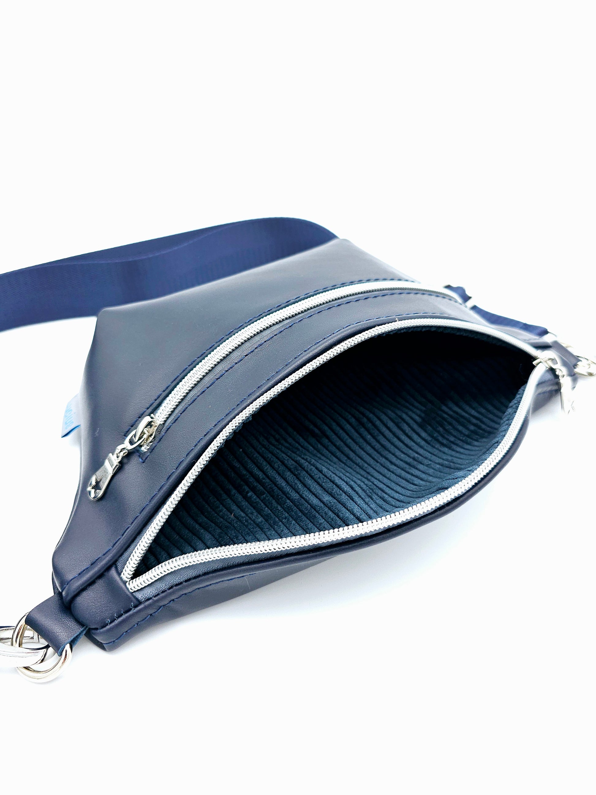 Ledertasche Clivia, glatt, blau, Einblick Cordfutter