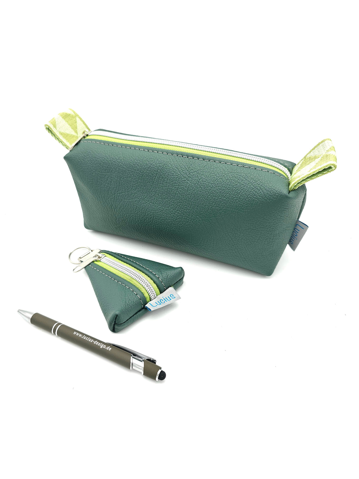 Set Schlampertasche & Anhänger in Dunkelgrün